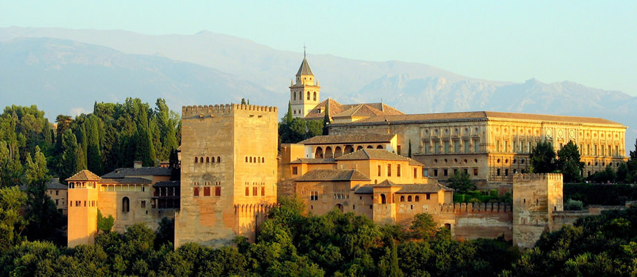 Palacio De La Alhambra